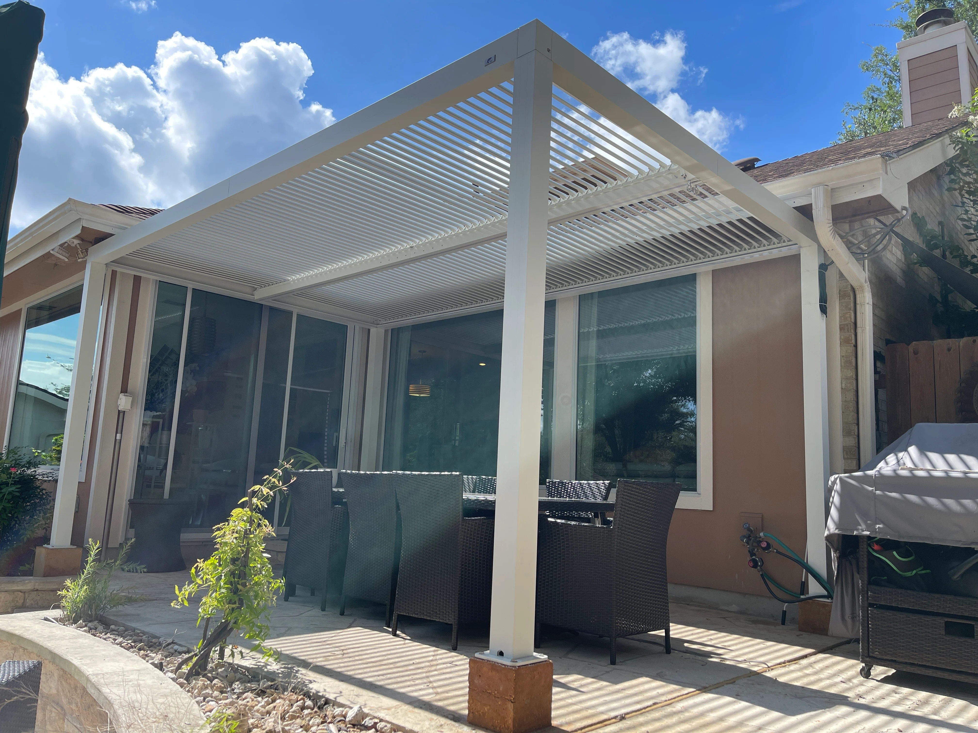 PURPLE LEAF Athena Louvered Pergola Modern White Pergola with Adjustable Roof for Deck Backyard Garden - Image 127