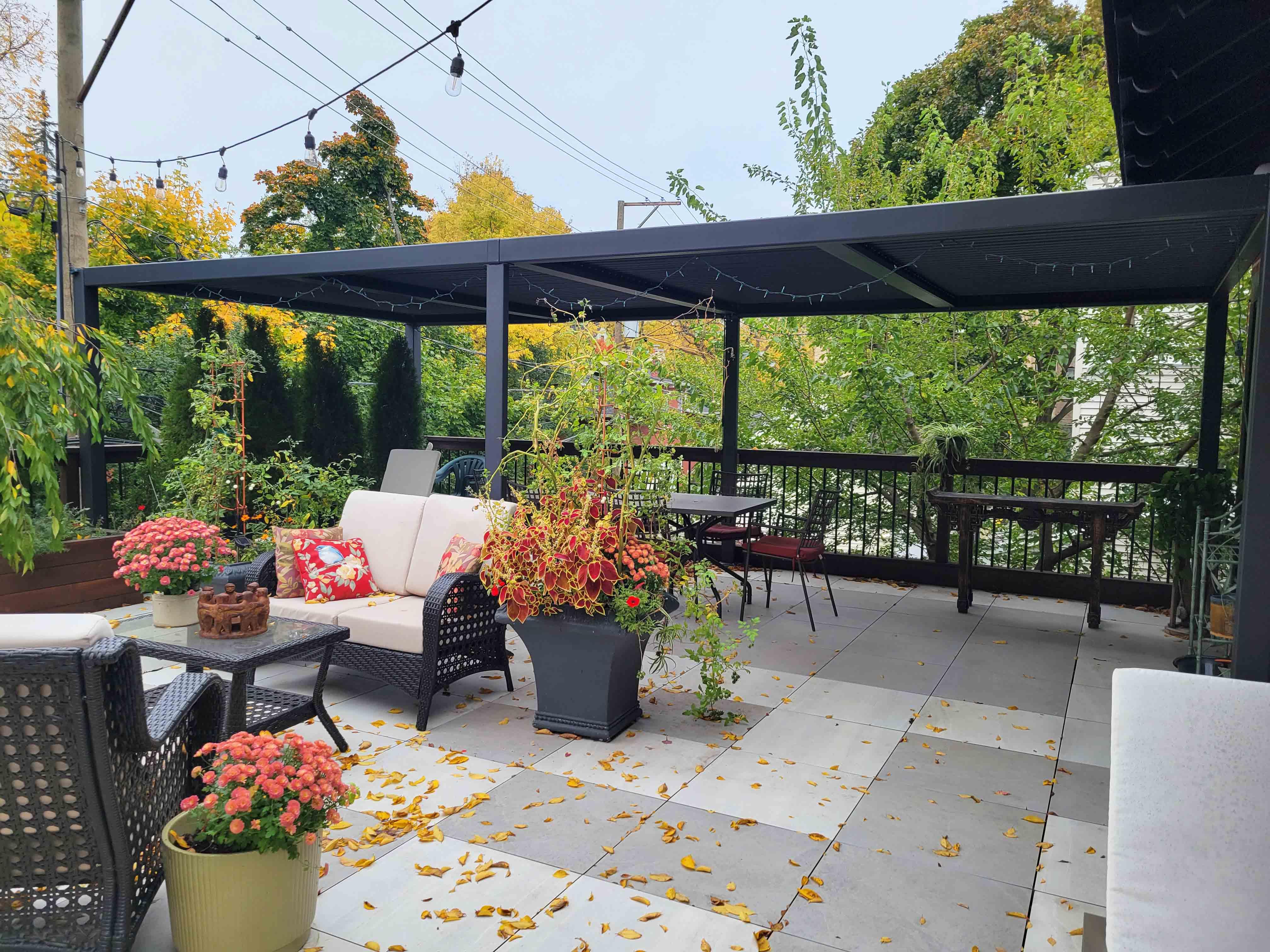 PURPLE LEAF Caesar Outdoor Louvered Pergola Patio Sun Shade Shelter with Adjustable Hardtop Patio Pergola Gray Frame White Roof - Image 19