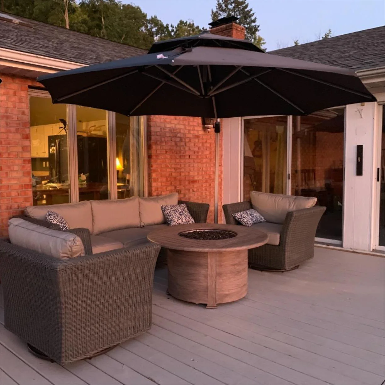 PURPLE LEAF Outdoor Patio Umbrella with Base, Cantilever Umbrellas for Garden, Grey - Image 130